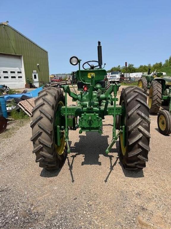 Image of John Deere 2010 equipment image 3
