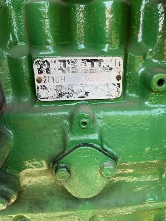 Image of John Deere 2010 equipment image 2