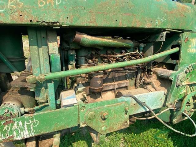 Image of John Deere 2010 equipment image 3