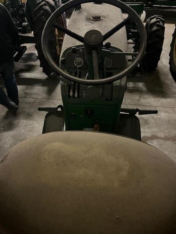Image of John Deere 2010 equipment image 2