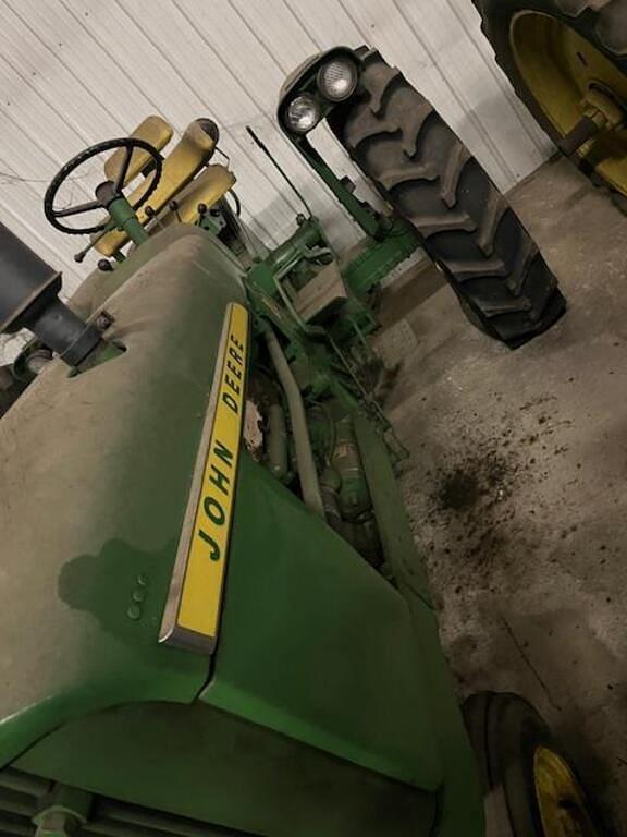 Image of John Deere 2010 equipment image 3