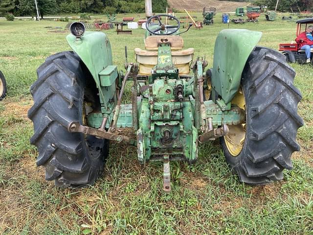 Image of John Deere 2010 equipment image 2