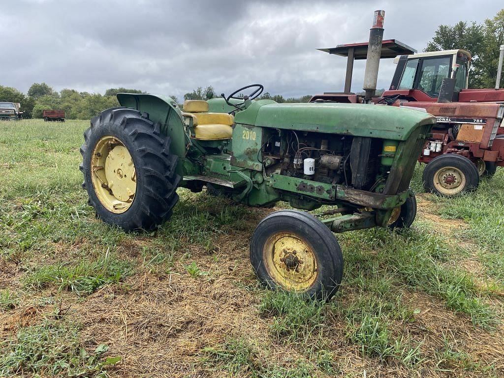 Image of John Deere 2010 Primary image