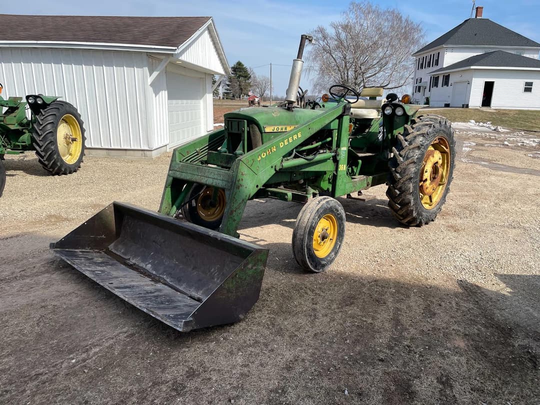 Image of John Deere 2010 Primary image