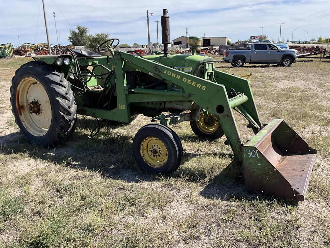 Image of John Deere 2010 Primary image