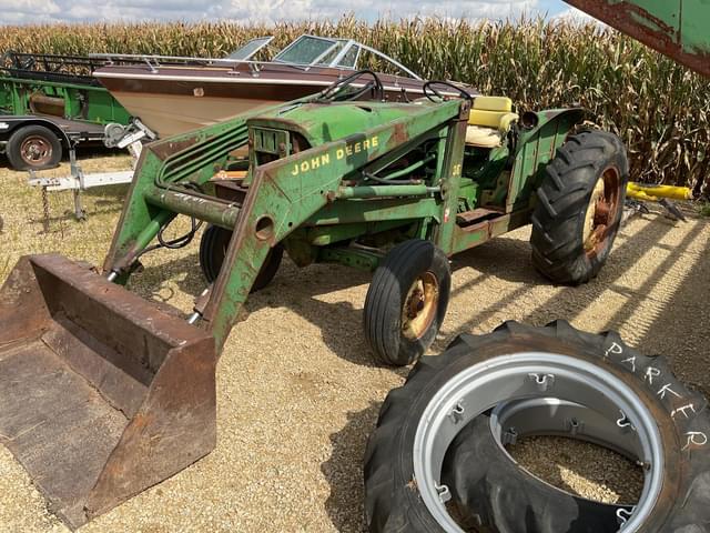 Image of John Deere 2010 equipment image 1