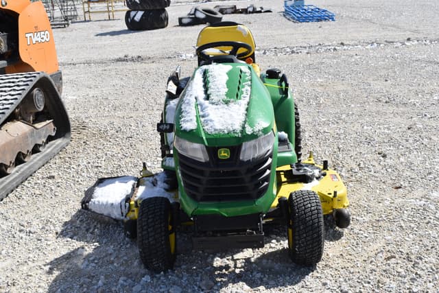 Image of John Deere X580 equipment image 1