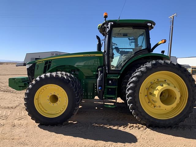 Image of John Deere 8245R equipment image 1