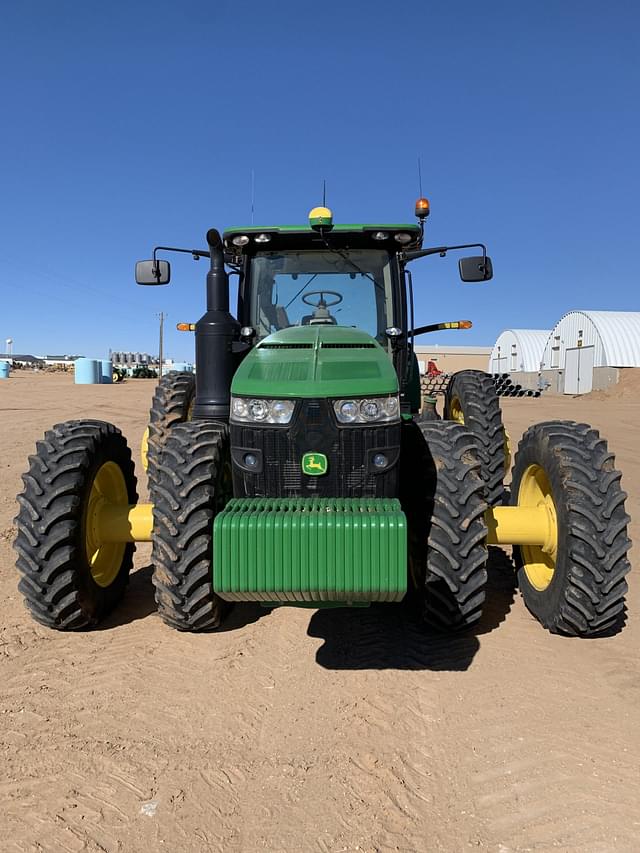 Image of John Deere 8245R equipment image 2