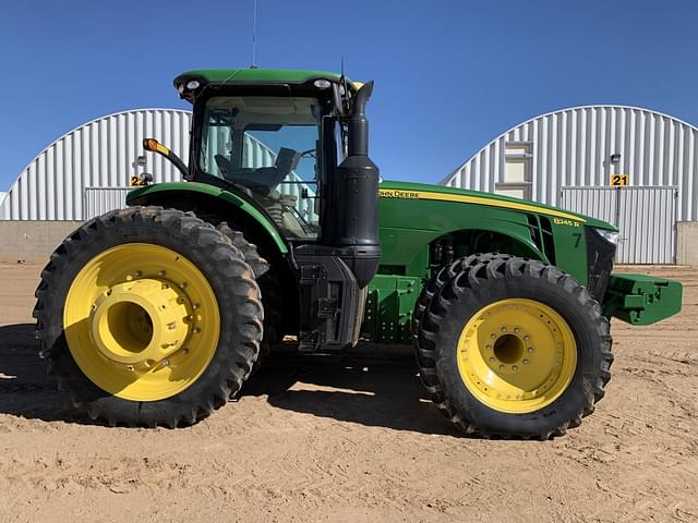 Image of John Deere 8245R equipment image 4