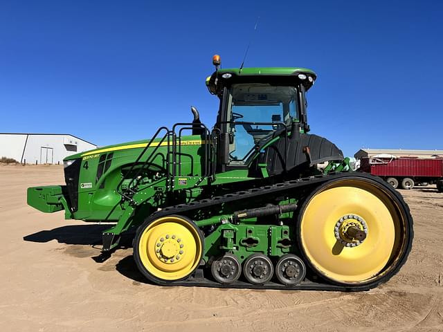 Image of John Deere 8370RT equipment image 1