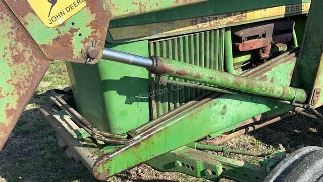 Image of John Deere 2020 equipment image 2