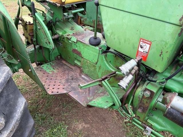 Image of John Deere 2020 equipment image 4