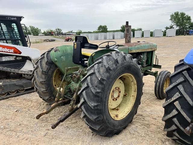 Image of John Deere 2020 equipment image 2