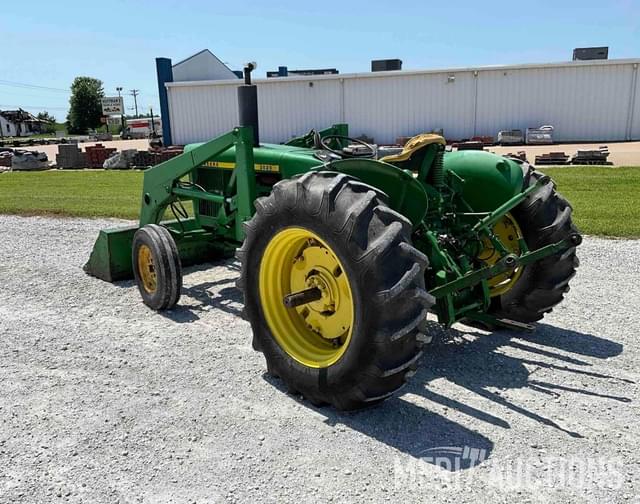 Image of John Deere 2020 equipment image 2
