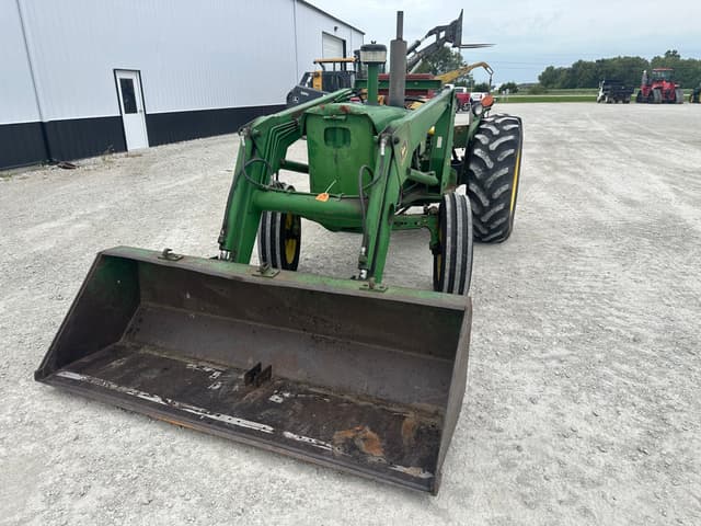 Image of John Deere 2020 equipment image 1