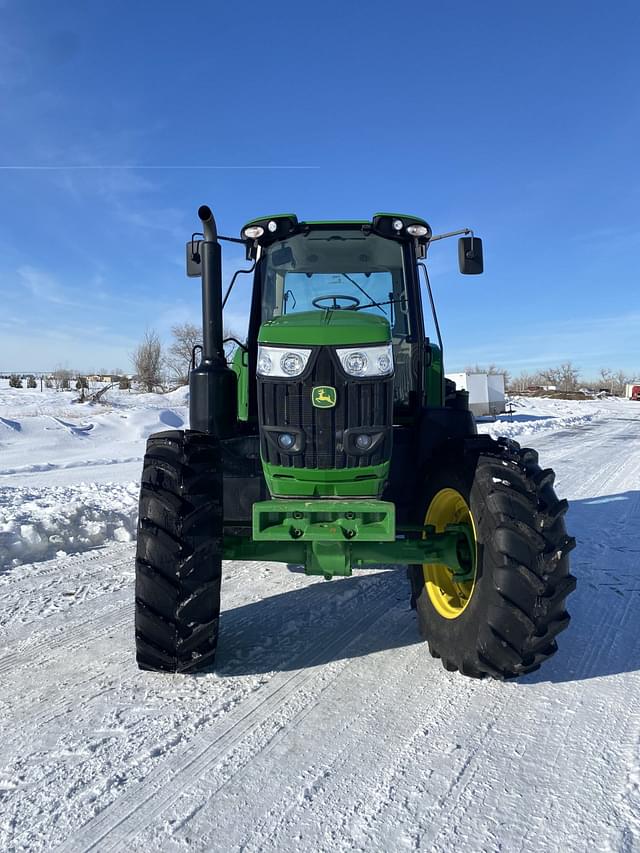 Image of John Deere 6195M equipment image 2