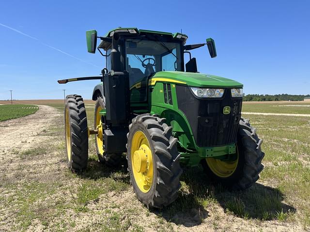 Image of John Deere 7R 230 equipment image 1