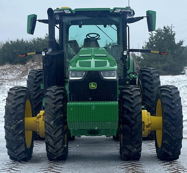 Image of John Deere 8R 340 equipment image 2