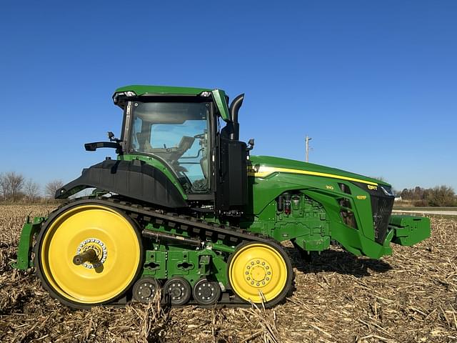 Image of John Deere 8RT 310 equipment image 2