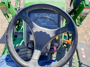 Main image John Deere 2025R 17