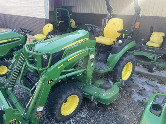 Main image John Deere 2025R
