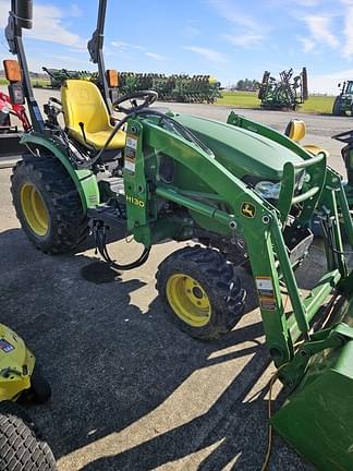 Image of John Deere 2025R equipment image 2