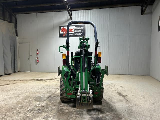 Image of John Deere 2025R equipment image 3