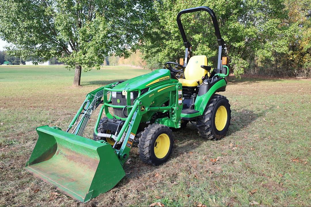 Image of John Deere 2025R Primary image