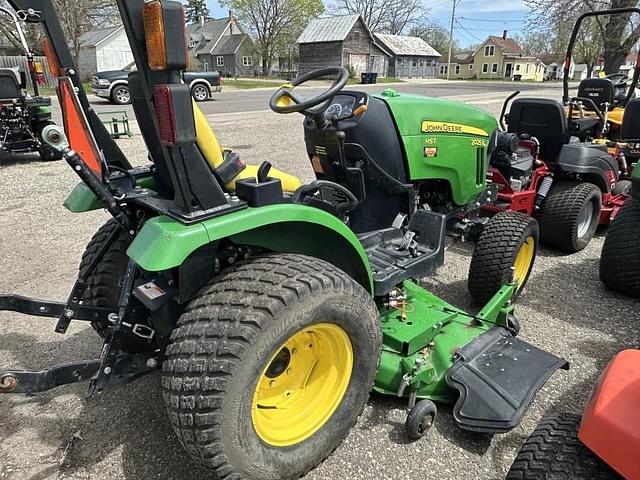 Image of John Deere 2025R equipment image 2
