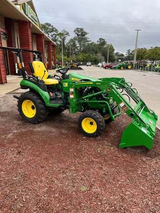 John Deere 2025R Equipment Image0