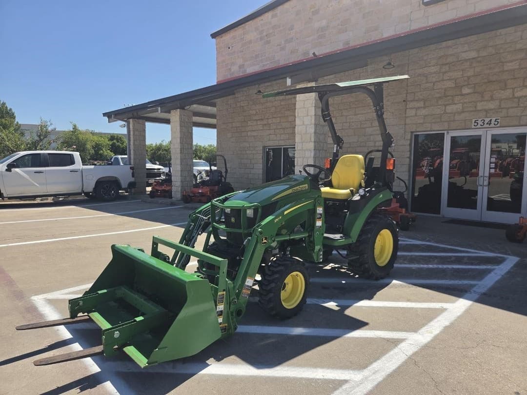 Image of John Deere 2025R Image 1