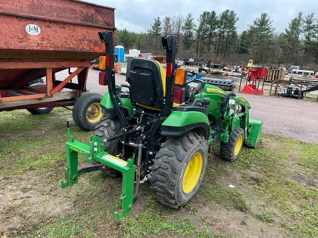 Image of John Deere 2025R equipment image 3