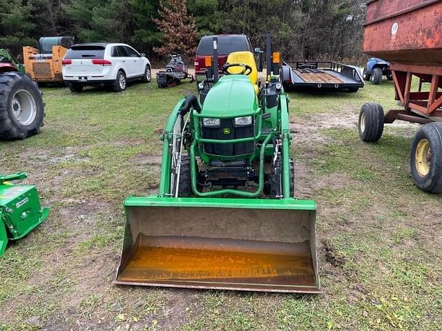 Image of John Deere 2025R equipment image 1