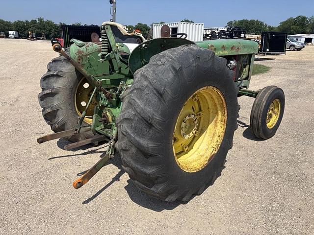 Image of John Deere 2030 equipment image 4