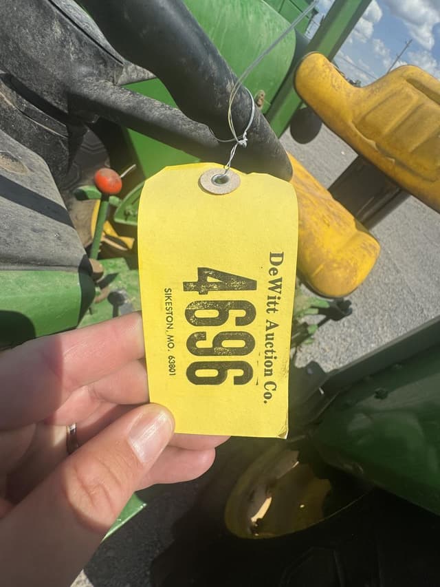 Image of John Deere 2030 equipment image 1
