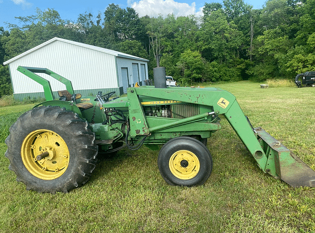 Image of John Deere 2030 equipment image 3