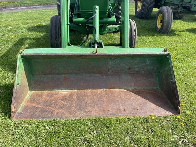 Image of John Deere 2030 equipment image 3