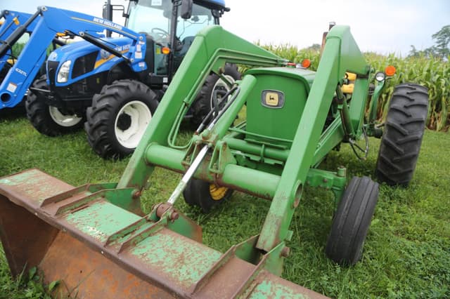 Image of John Deere 2030 equipment image 2
