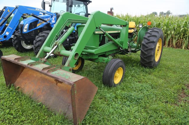 Image of John Deere 2030 equipment image 1