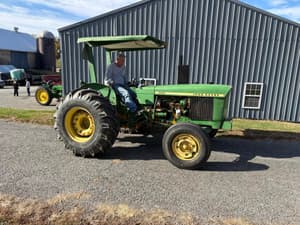 John Deere 2030 Image