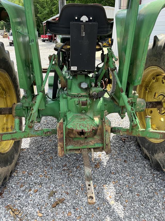 Image of John Deere 2030 equipment image 3