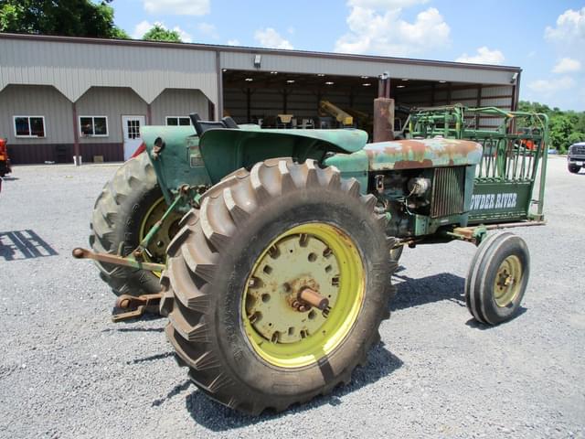 Image of John Deere 2030 equipment image 3