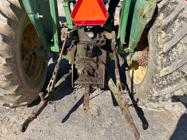 Image of John Deere 2030 equipment image 3