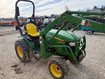 Main image John Deere 2032R