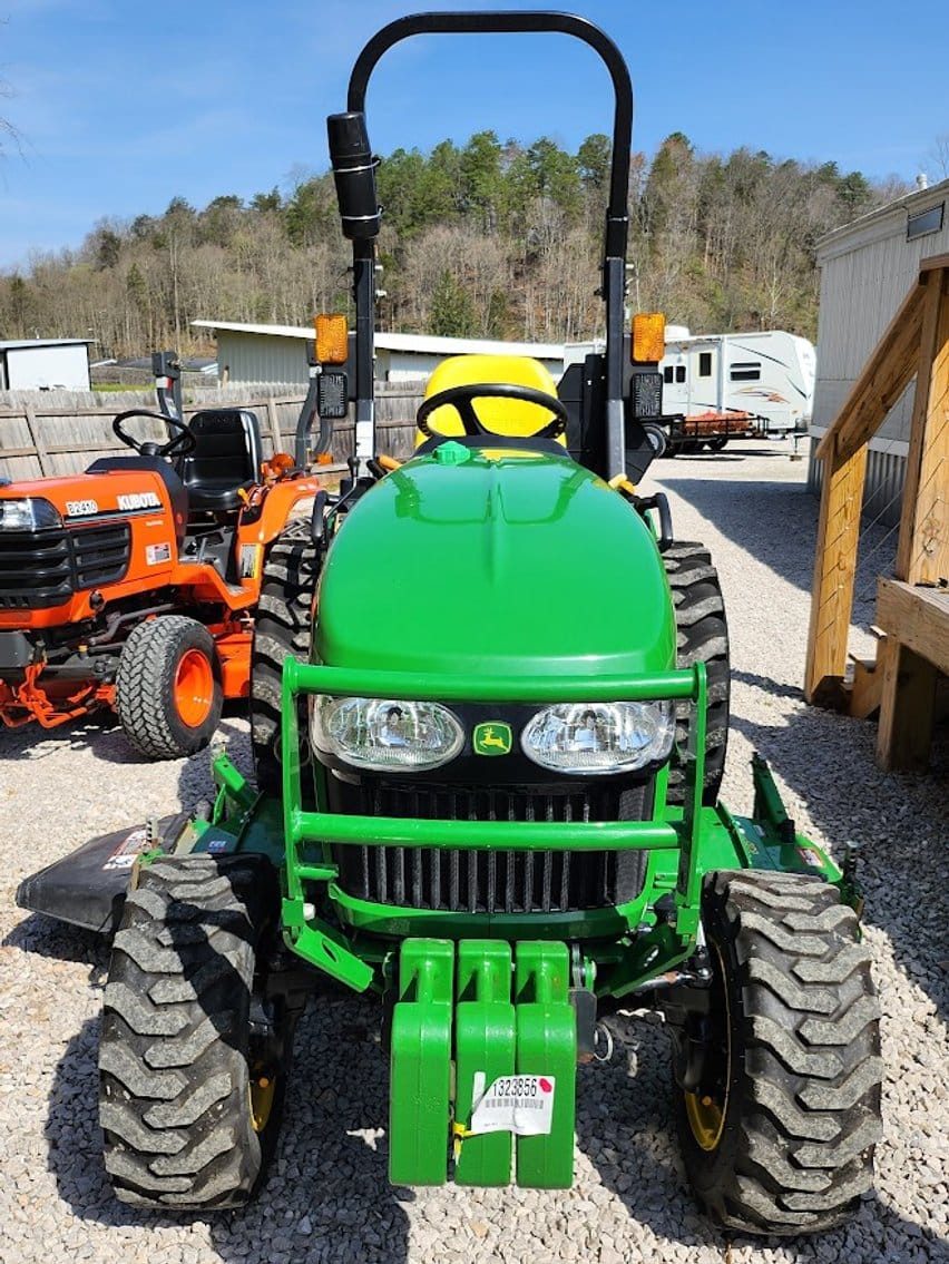 Main image John Deere 2032R