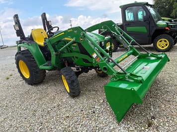 Main image John Deere 3032E