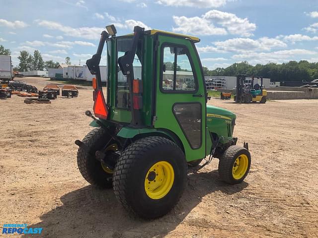 Image of John Deere 2032R equipment image 4