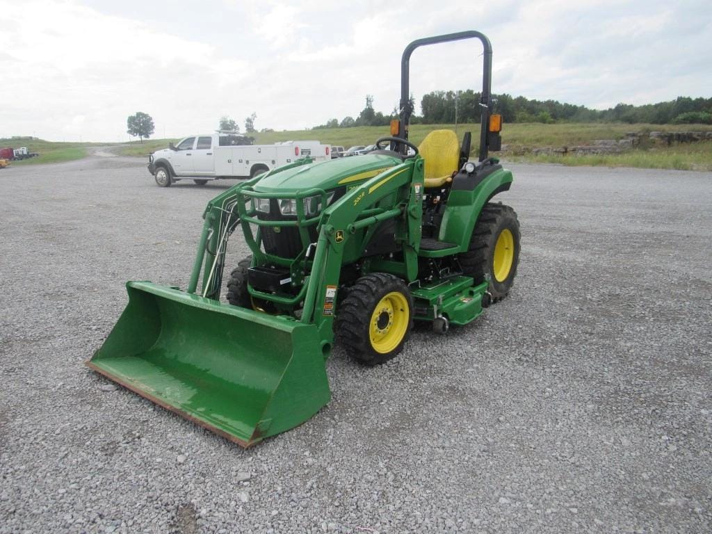 Main image John Deere 2032R