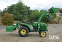 John Deere 2032R Image